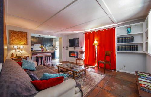 Serene mountain getaway, Hot Tub, Sauna, Lake View, Swim, Fish, Hiking, EV plugin - Foto 13