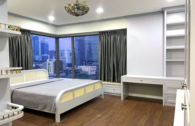 Sunny Saigon Apartments & Hotel - Photo 19