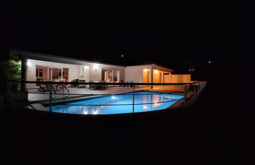 Villa climatisée avec piscine - Foto 3