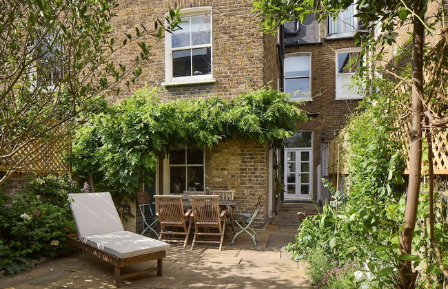 Enchanting Garden Getaway - Foto 23