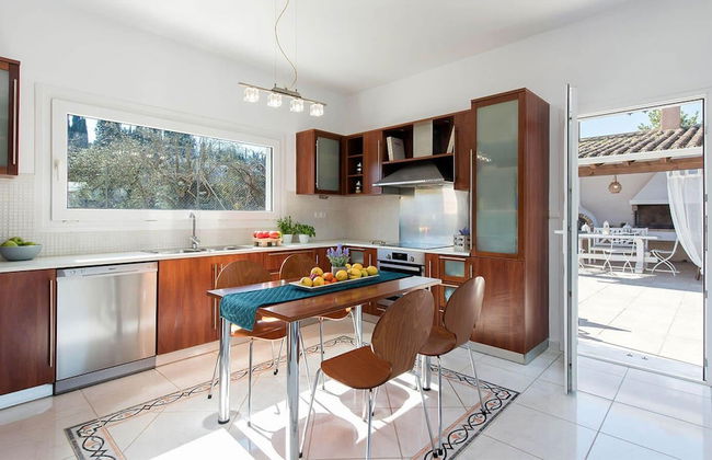 Villa Noulia With 4 Bedrooms and 2 Bathrooms - Foto 34