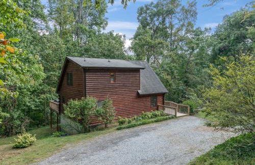 Spectacular Log Cabin Home 45 minutes to Asheville - Foto 39