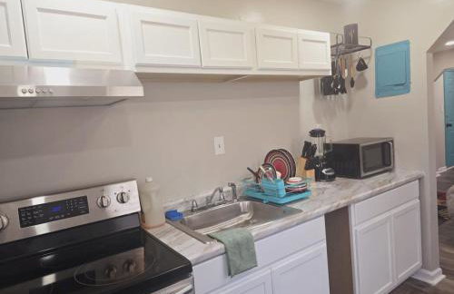 Comfy 1BR Apt. in Pleasant Ridge - Foto 2