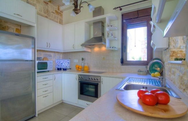 Holiday Home in Crete With Private Pool - Photo 7