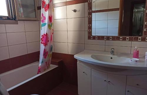 Flamiatos Garden Cottages - Photo 11