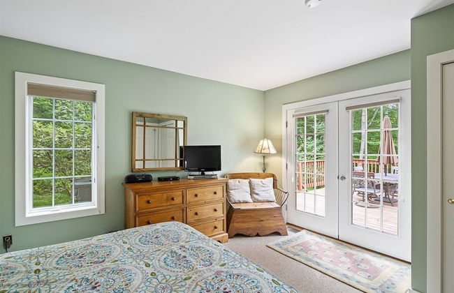 3 Bears at Topnotch Resort & Spa - Photo 2