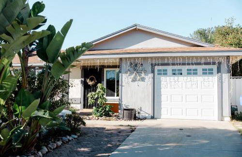 Mira Mesa Private Suite with Private Bath & Entry #1 - Photo 18