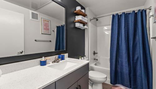 Modern 2BR 2 Bath and Gym near Downtown, Loring Park - Foto 5