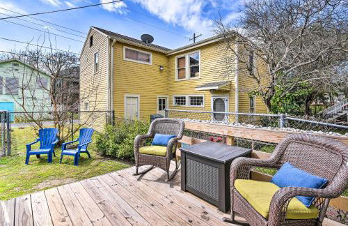 Walk to Beach! Group-Friendly Galveston Hideaway - Foto 33