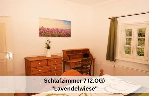 Ferienhaus Pape - 300m2, 17 Betten - mit großem privatem Garten, Pool, Dart, Sauna-, Grill- und Spielbereich - Ideal für Familien - Foto 36