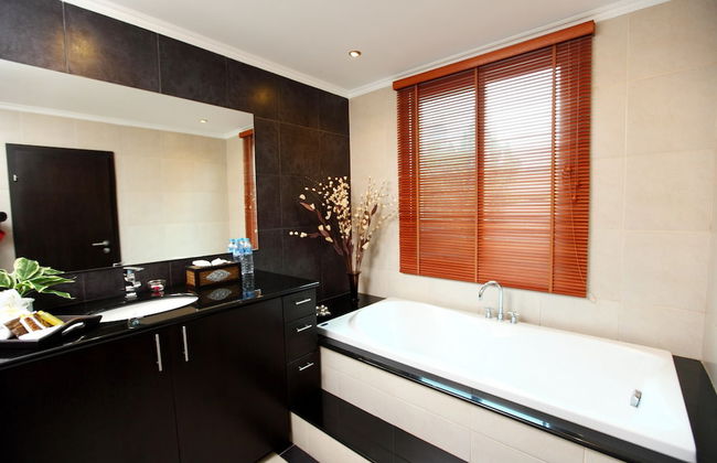 Hidden Palm Pool Villas - Photo 39