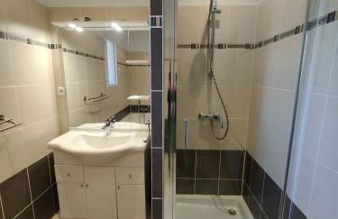 Gîte Charmant avec Piscine et Terrasse en Provence MDV - Foto 9