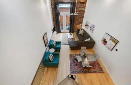 Loft Retreat - King Bed&Balcony - Pet-Friendly 30 - Foto 11