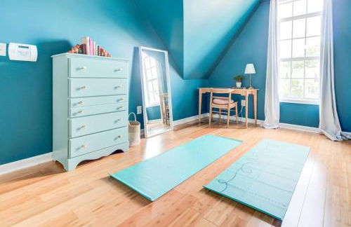 Walk to the Beach! Beach Passes | Games I King Bed - Foto 2