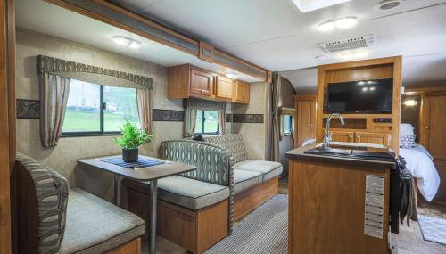 Camper- Relaxing Space After a Day of Hiking - Foto 2