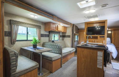 Camper- Relaxing Space After a Day of Hiking - Foto 2