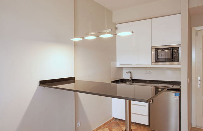 Studio in Marbella Beachfront With Pool - Photo 2