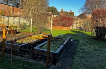 Big Group Bungalow, Sleeps 9, Perfect for Families - Photo 34