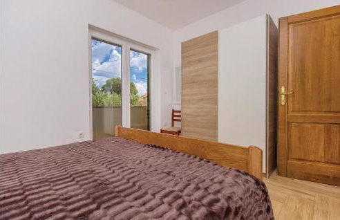 Four-Bedroom Holiday Home In Miljevci - Foto 32