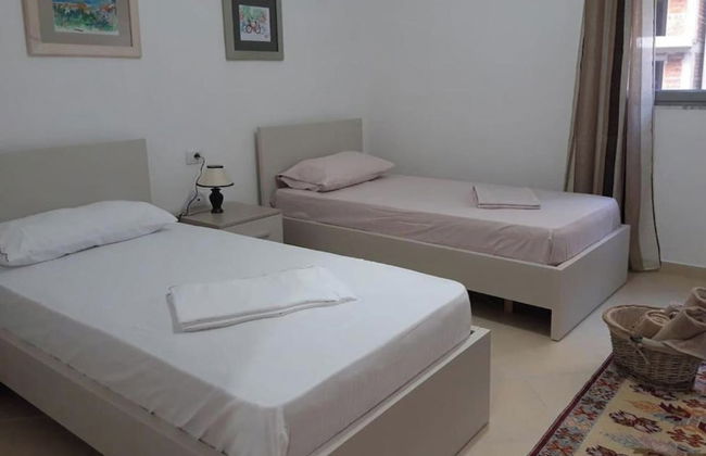 2 Bed Apt Sleeps 6 -balcony - 5-mins From Seaside - Foto 2