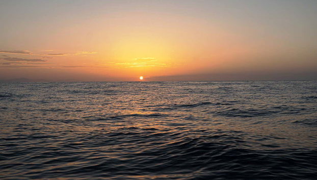Puerto Escondido Cruise at Sunrise - Foto 4