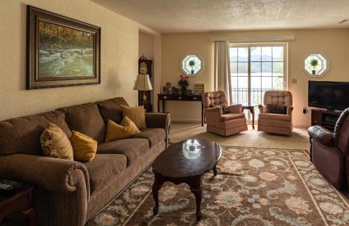 Lakefront Cottage - Spacious House with Private Dock - Foto 25