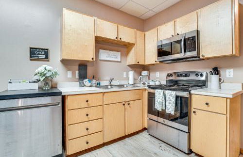 Spacious Home in Helen with Porch and Balcony! - Foto 16