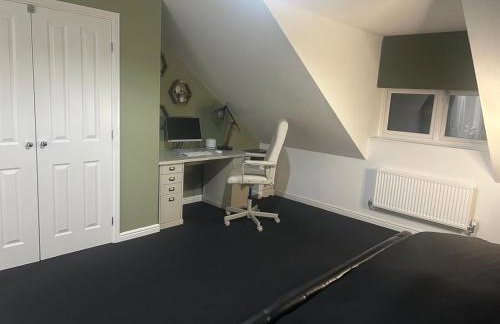 Entire 3 bedroom deluxe house - Foto 20