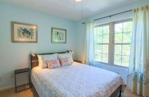 Green Whale - Photo 34