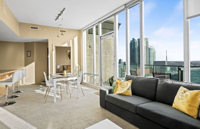 GLOBALSTAY. Gorgeous Downtown Condos. Free parking - Photo 70