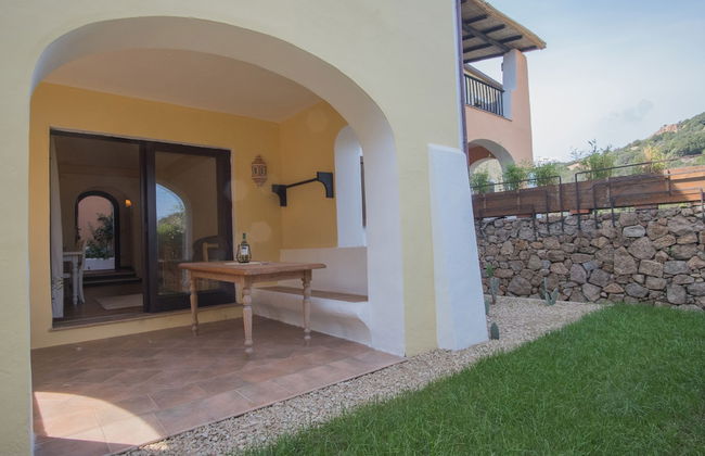 Beautiful Il Giardino Degli Oleandri 1 Bedroom Sleep 4, Plus Extra Child - Photo 24