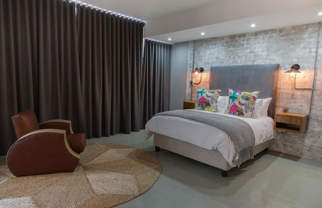 Buitenkloof Studio - Photo 1