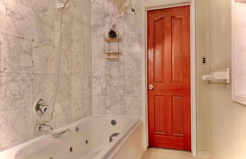 West LA - Family House & Private Yard - 10 mins from LAX & Beach - Foto 27