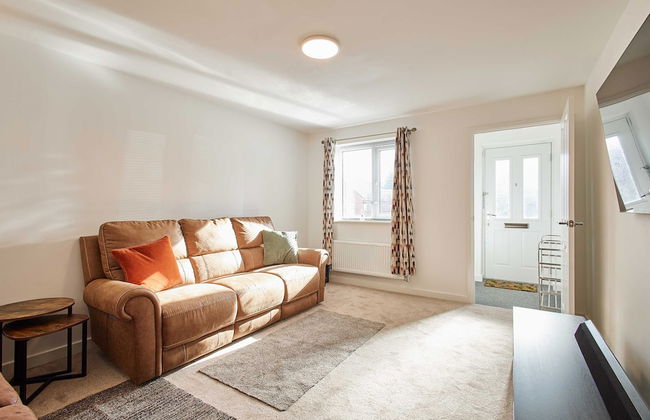 Host Stay Aronora Guest House - Photo 6