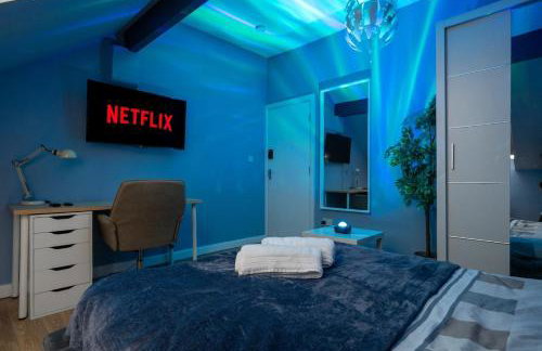 Mega Flat Near City Centre and Etihad Stadium - Photo 1