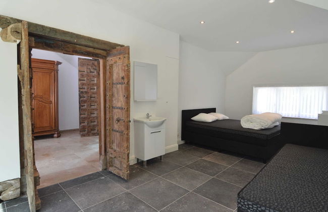 Luxurious Country House - Photo 8