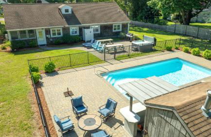 Sleeps 14 Home w Pool Great for Families - Photo 1