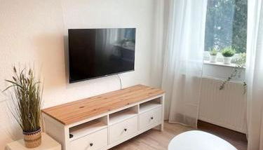 MEGHA Living - 2 Zimmer Appartments mit Küche - Zentral - Foto 4