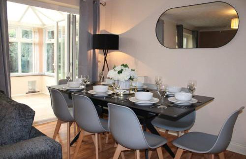 ELY House with FREE private parking - Foto 9