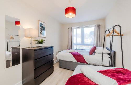 Waterfront Quayside Apartment with secure parking & lift, Ideal for Mobility Users - Foto 16