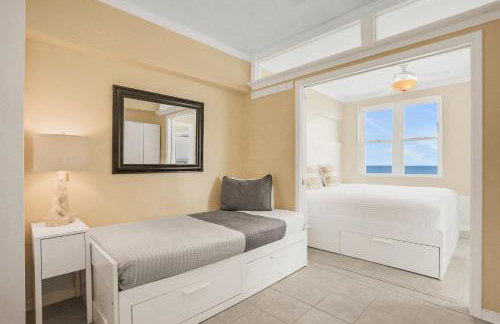 Oceanfront condo with pool, amazing view, balcony & beach access - Foto 16