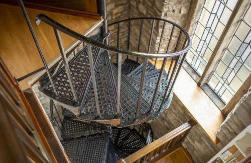 Askrigg Chapel - Photo 57