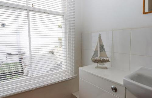 Shipwrights Cottage - Photo 24