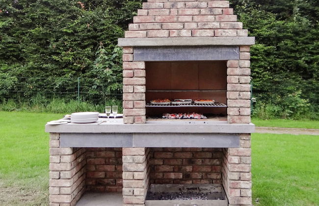 Spacious Retreat by Lake - Photo 31