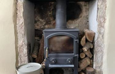 Beautiful listed 3 bedroom cottage with wood burner - Foto 21