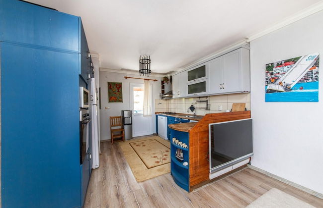 Sea View Cozy House With BBQ and Garden in Bodrum - Photo 11