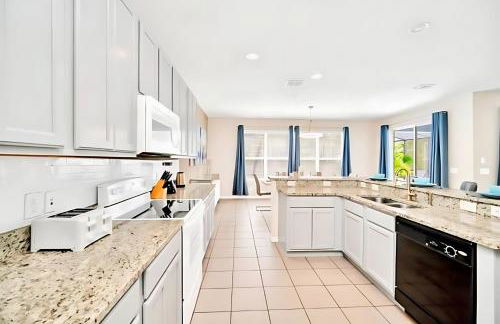 Bella Vida House with Pool and Games - Near Disney! - Foto 15