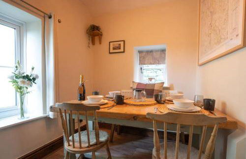 Beech Cottage - Family Cottage in the Peak District - Photo 17