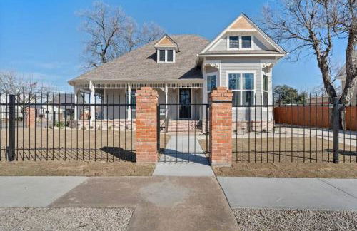 Gloria Estate- 2 blocks to Silos - Foto 14