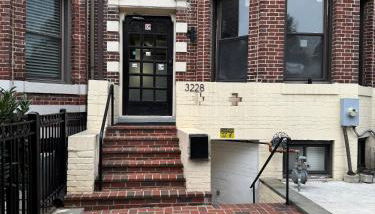 Large DUPLEX Apt 2Bdrm 1Den-Metro - Foto 4